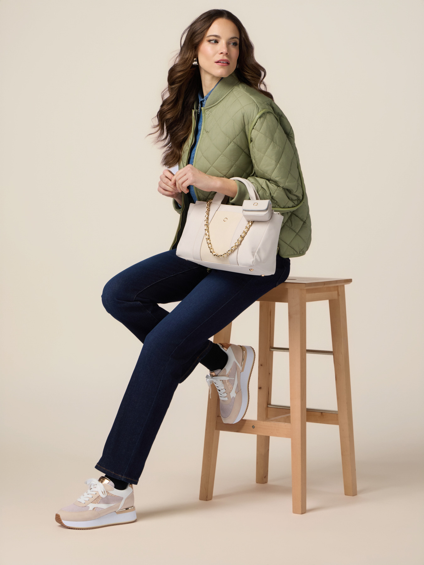 Jeans regular blu rinse con bottoni dorati image number 0