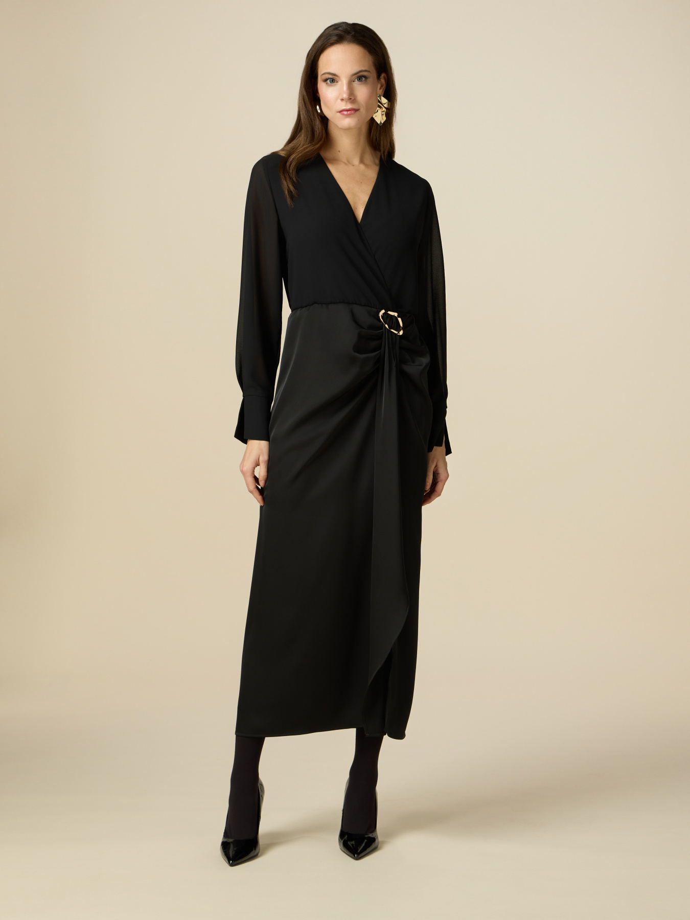 Vestido largo con falda de raso image number 0