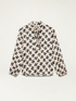 Gemusterte Satinbluse mit Schleife image number 3