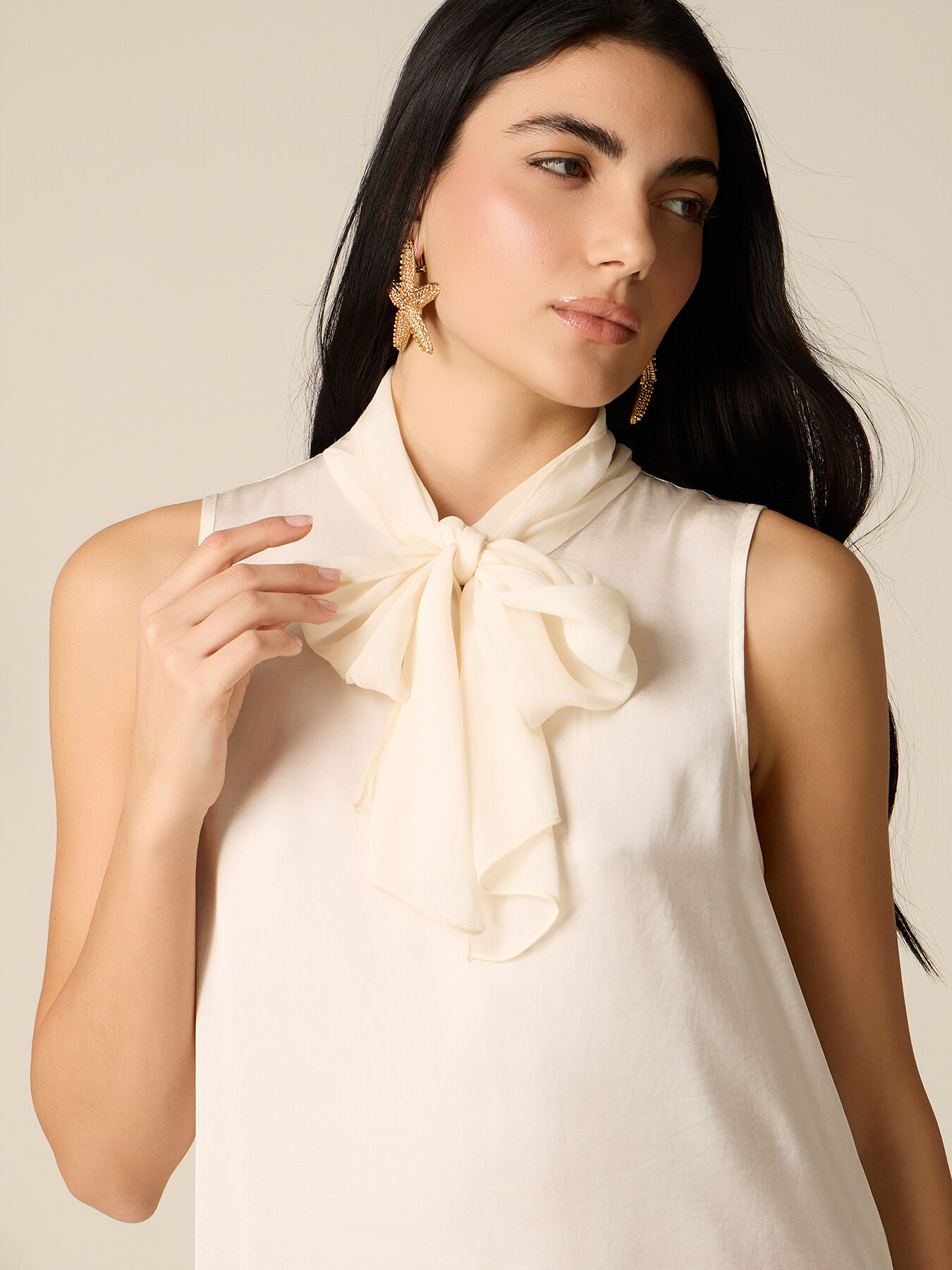 Viscose top with bow image number 2