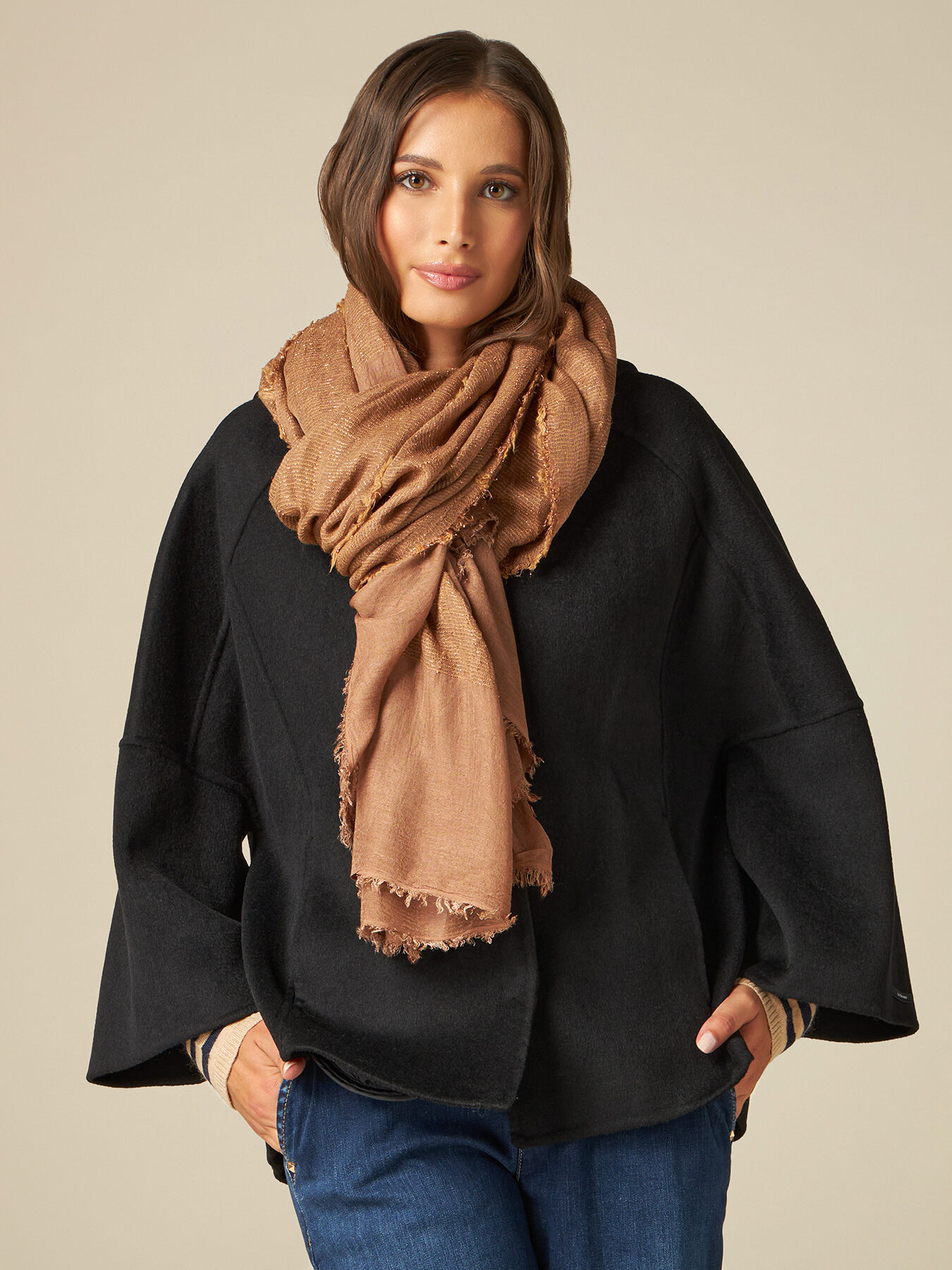 Pa&ntilde;uelo l&uacute;rex image number 0