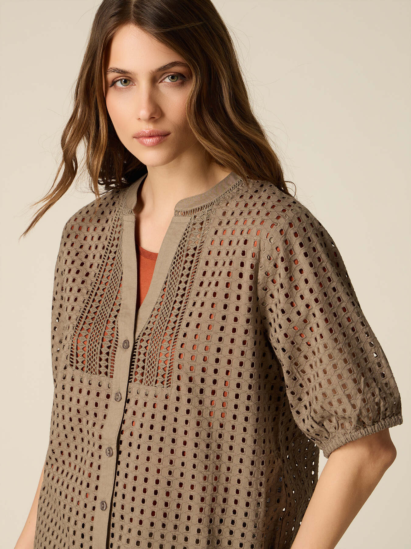 Chemise en coton ajour&eacute; image number 2