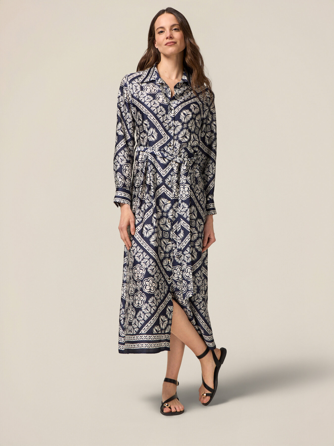 Chemisier in raso fantasia geometrica image number 0