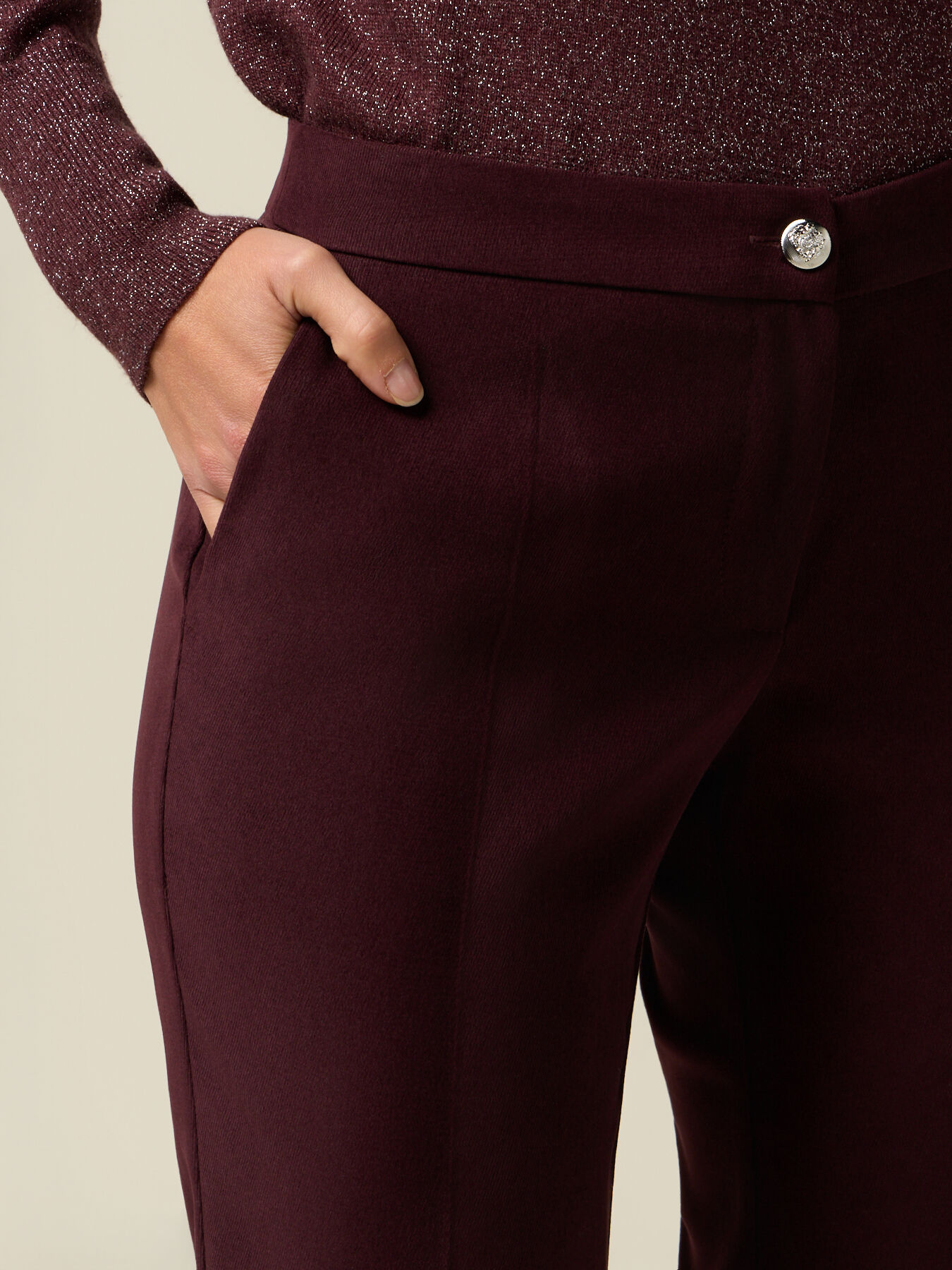 Pantalon regular en velours c&ocirc;tel&eacute; image number 2