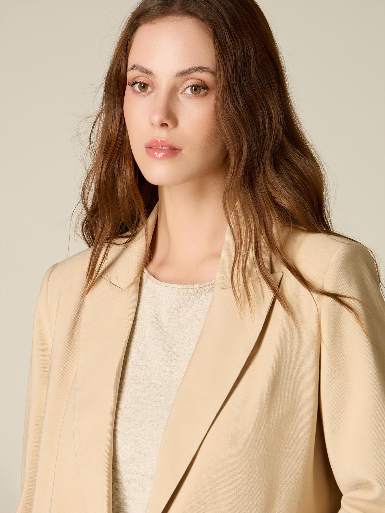 Viscose blend blazer with three-quarter sleeves image number 2