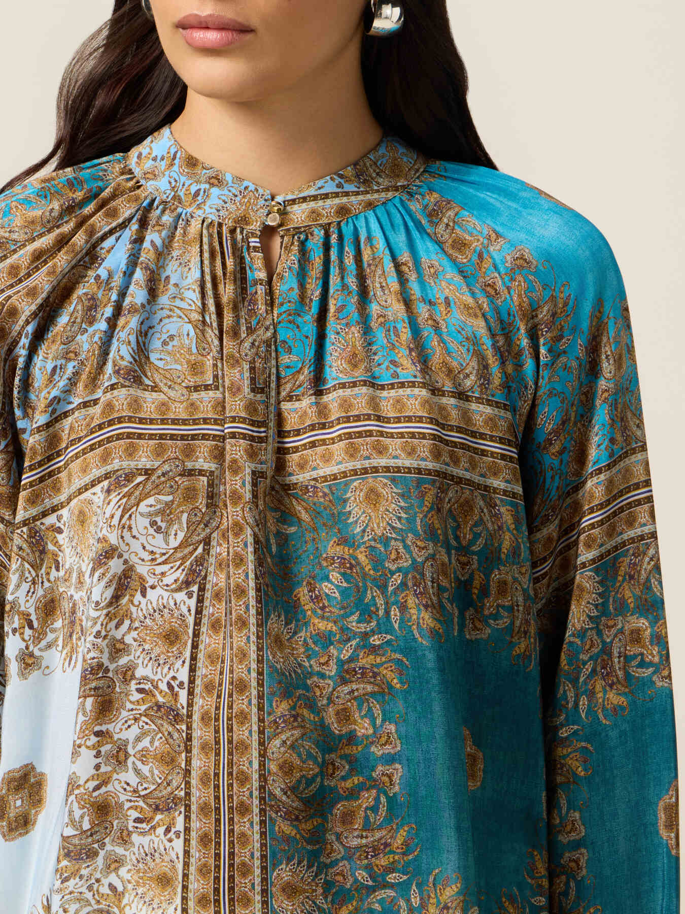 Patterned viscose blouse image number 2