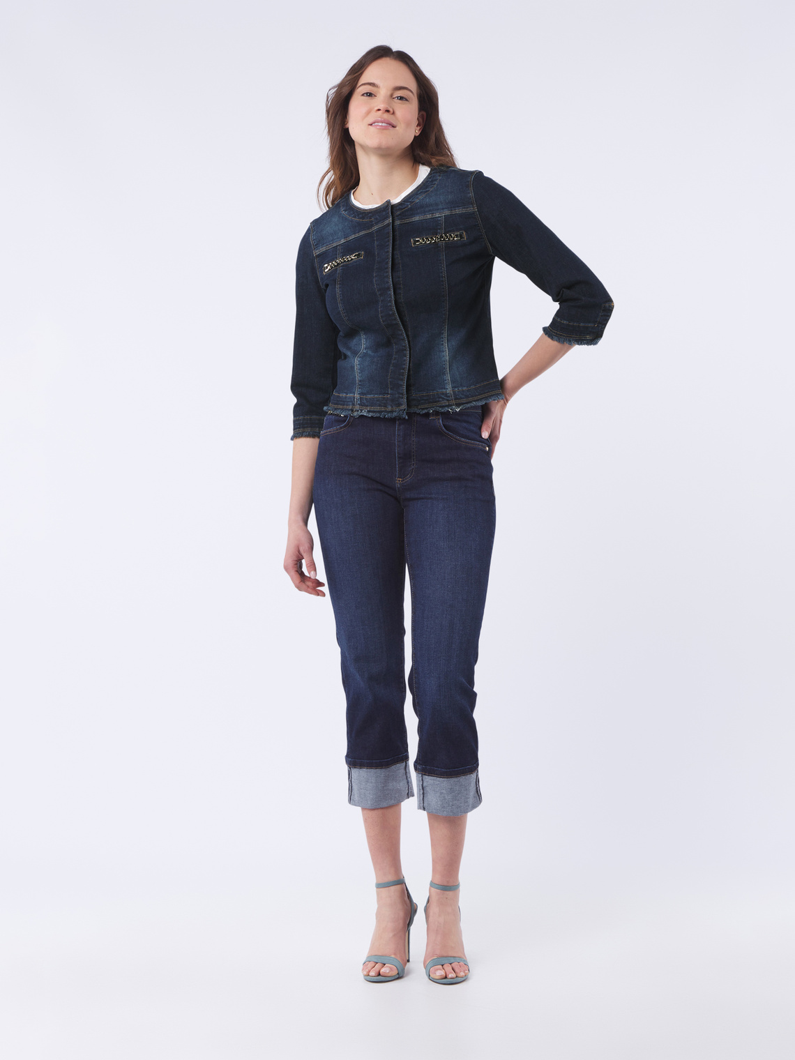 Giubbotto in jeans con catene - Oltre.com