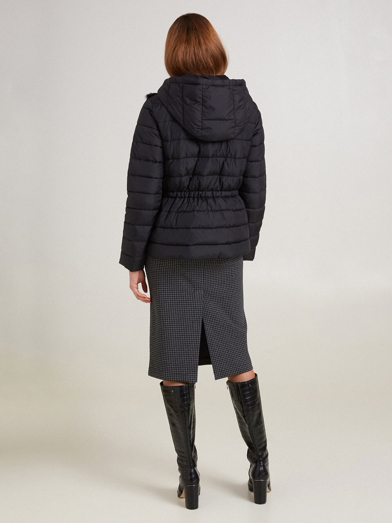 Short down jacket with fur effect part image number 1
