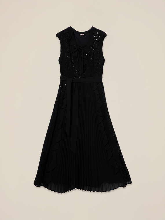Midi dress with ruffles and sequins