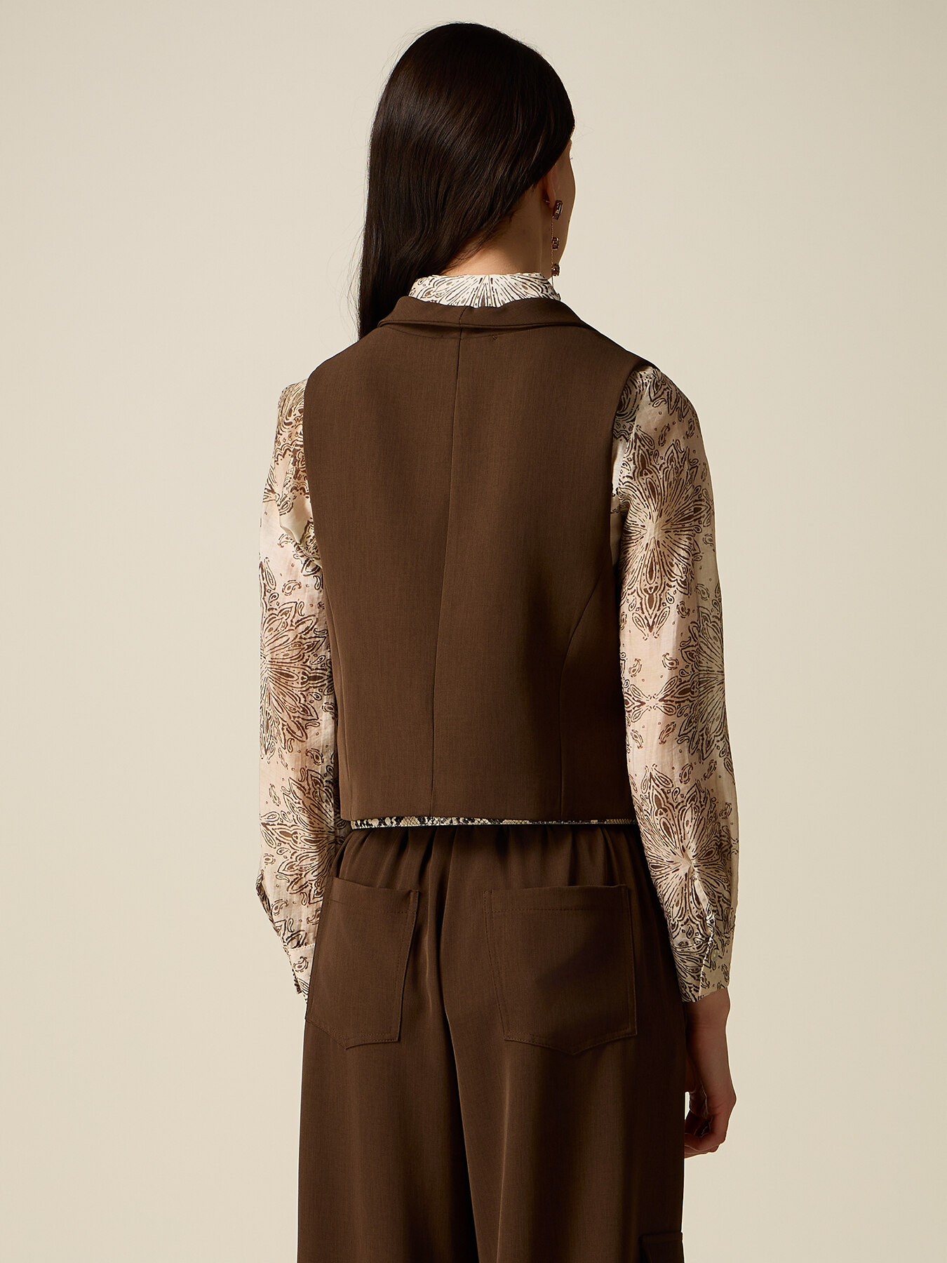 Short tailored vest image number 1