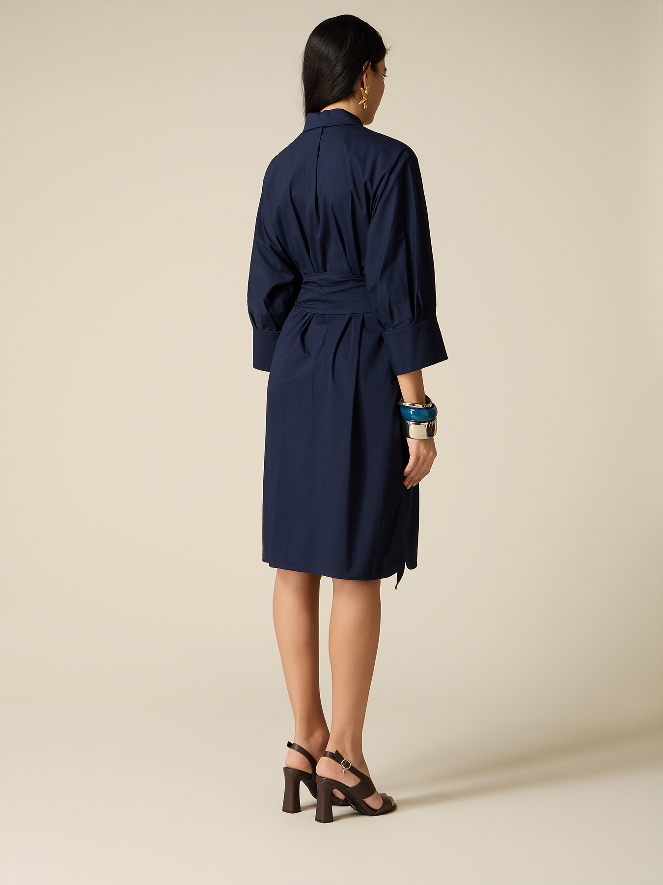 Robe en popeline avec ceinture fl&eacute;chie image number 1