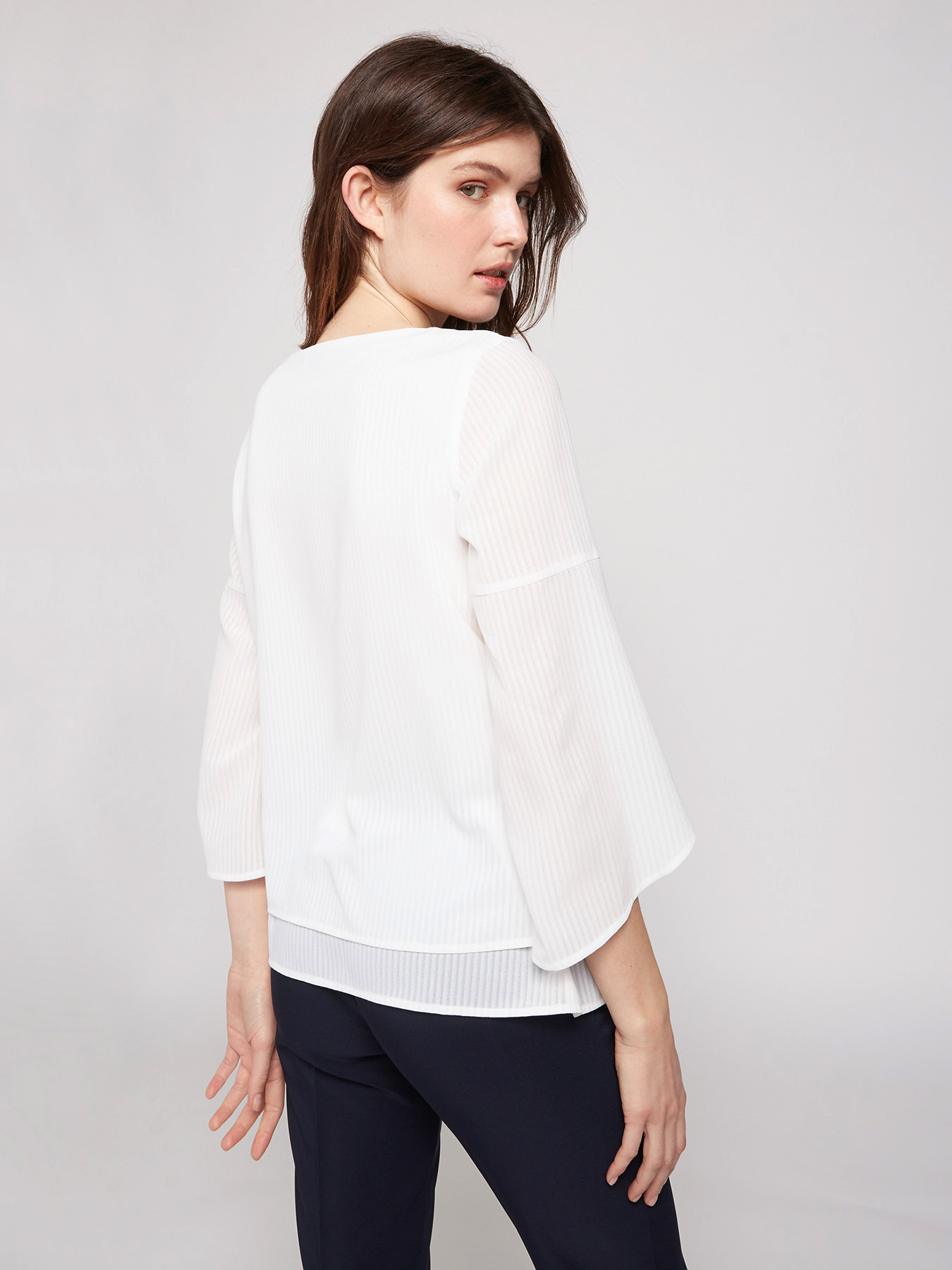 Bluse aus bearbeitetem Gewebe image number 1