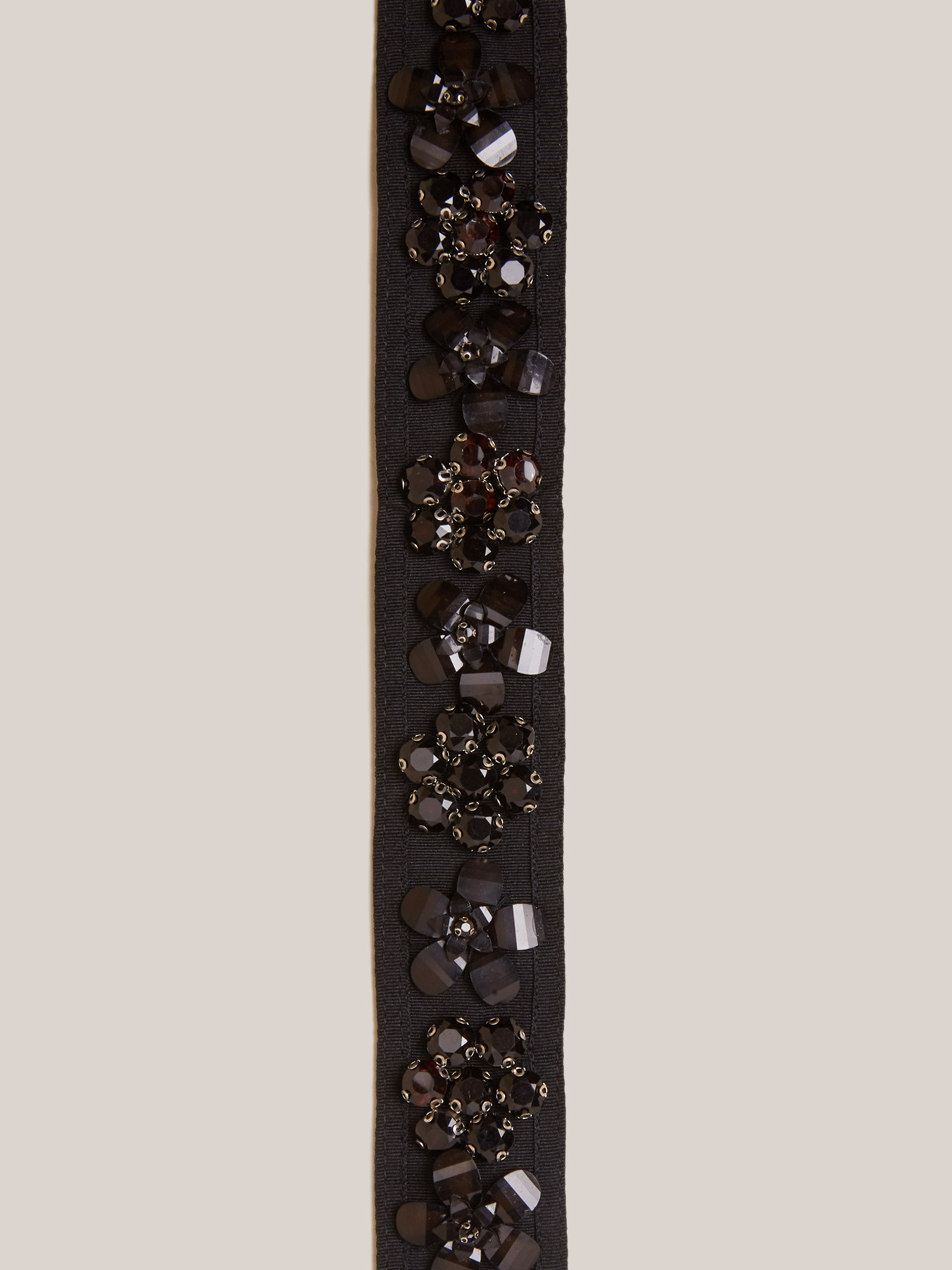 Fusciacca con pietre image number 2