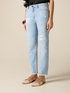 Jeans mit Rissen und Nieten image number 3