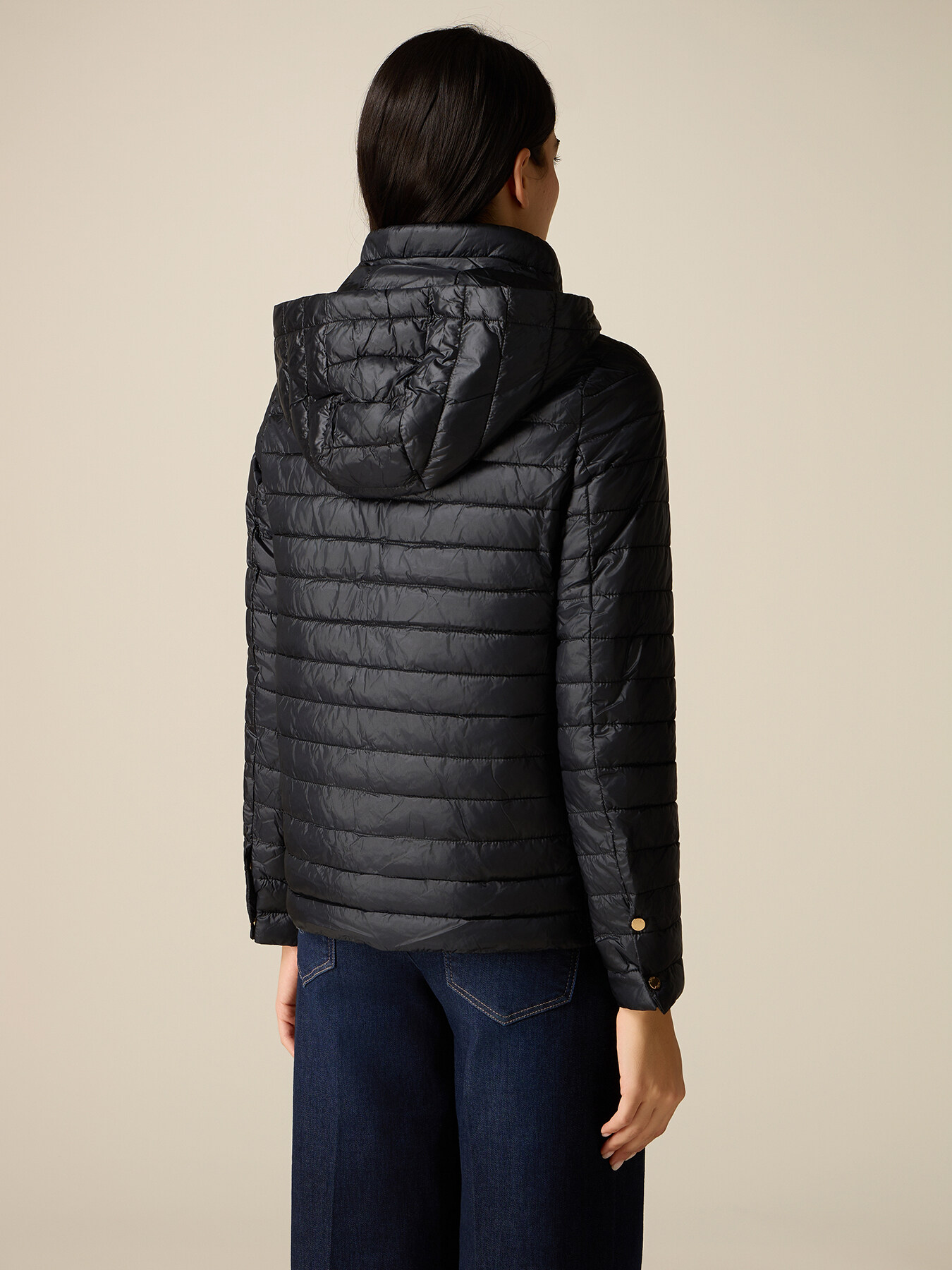 Lightweight hooded down jacket image number 1