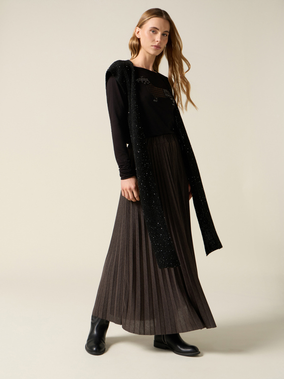 Long pleated skirt