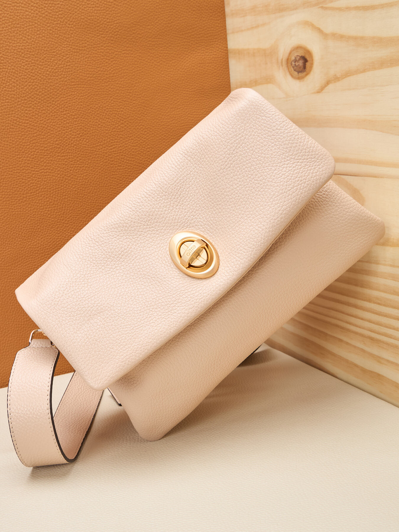Genuine leather messenger bag image number 1