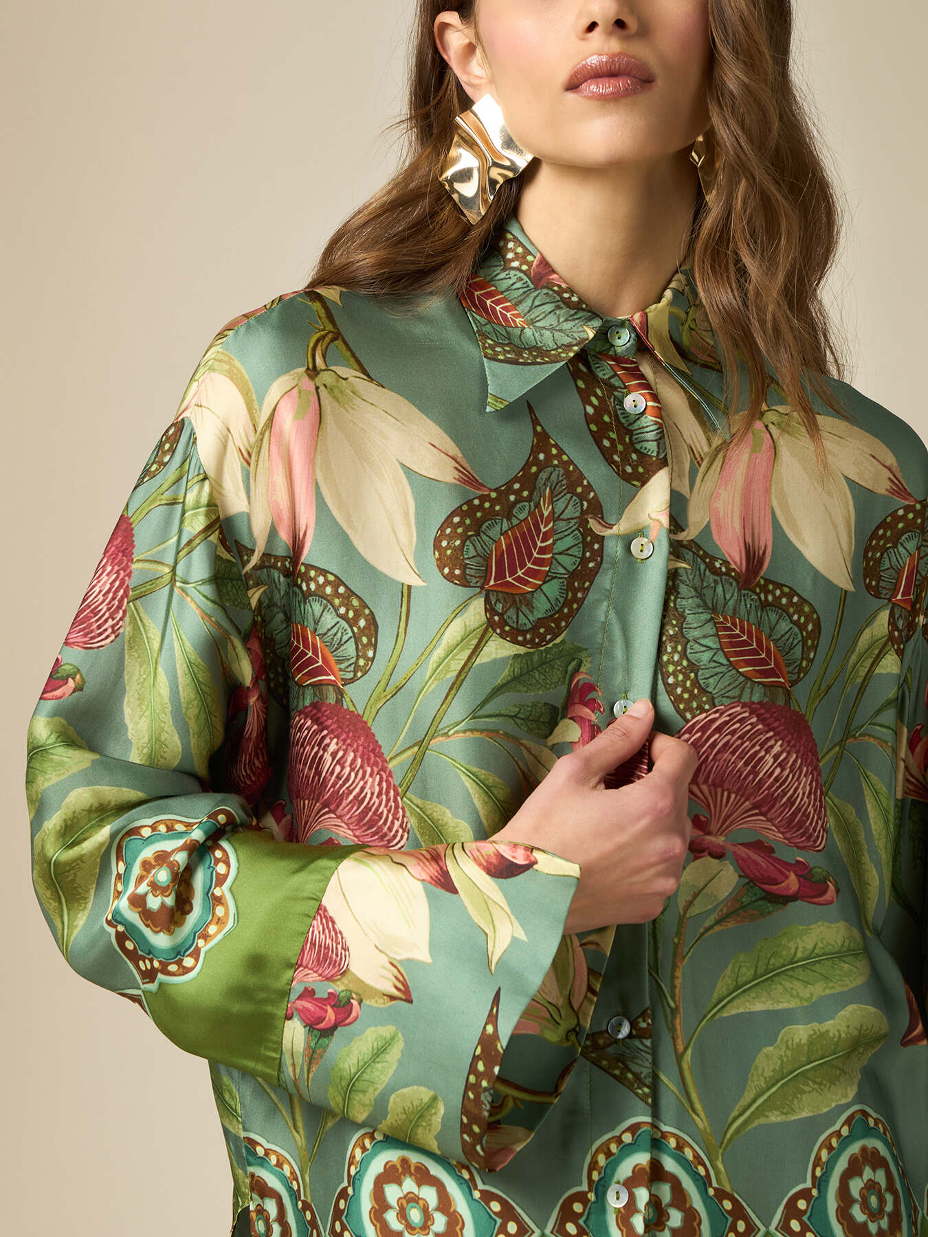 Camicia in raso fantasia image number 2