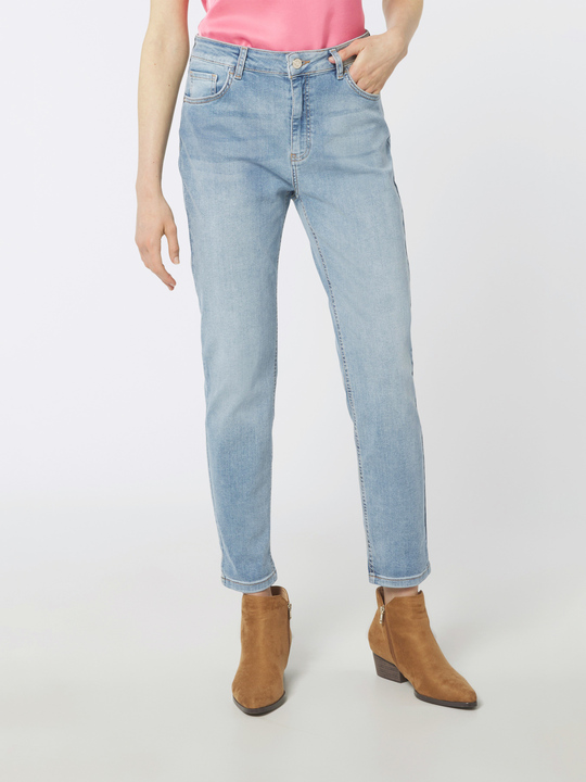 Scopri gli Ultimi Jeans da Donna | Oltre.com