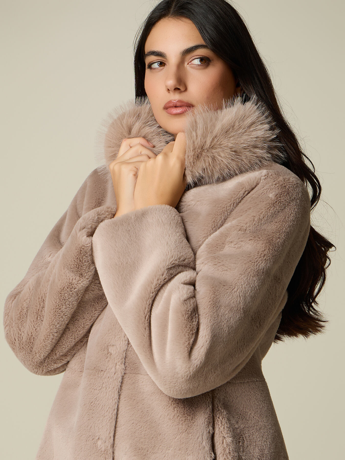 Manteau &agrave; capuche effet shearling image number 2