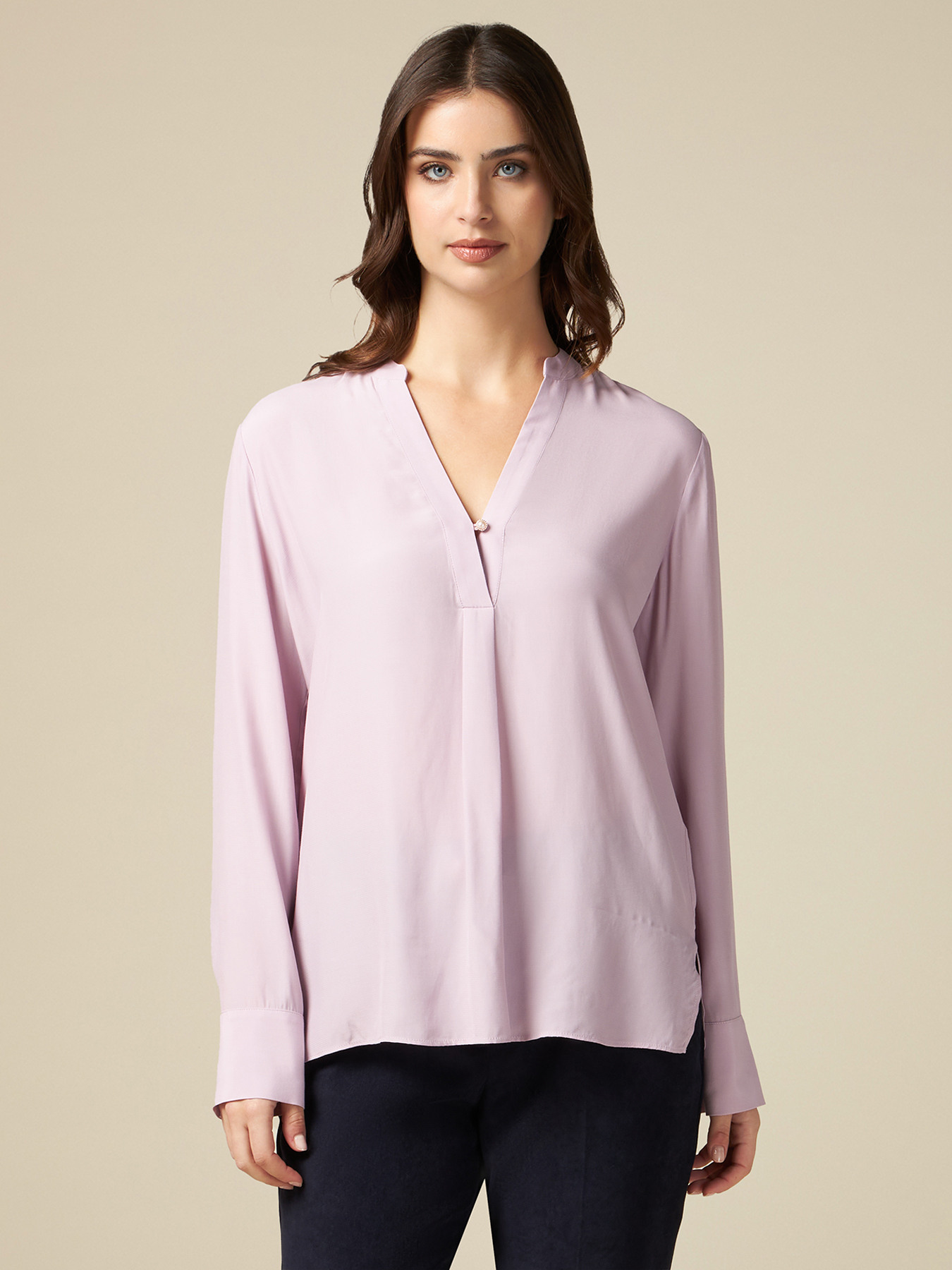 Blusa de viscosa con botones joya image number 0