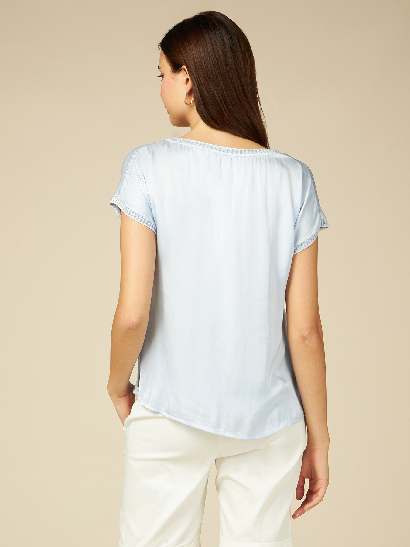 Blusa in raso con bordi a righe image number 1