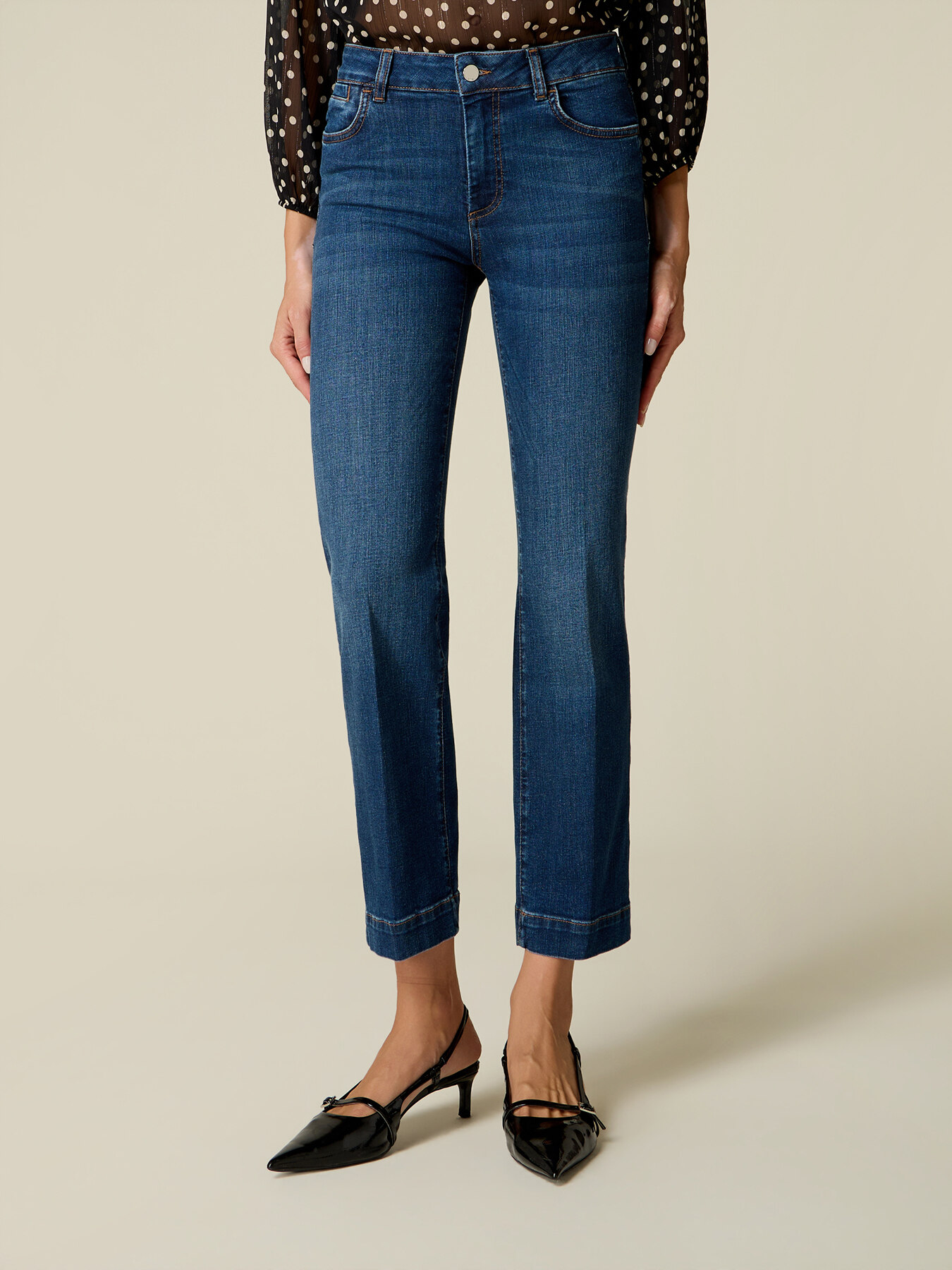 Regular Jeans image number 3