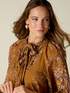 Blouse fantaisie &agrave; volants image number 2