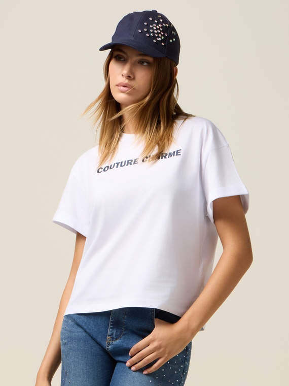 T-shirt with matching cap
