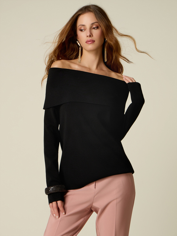Jersey off-shoulders con vuelta