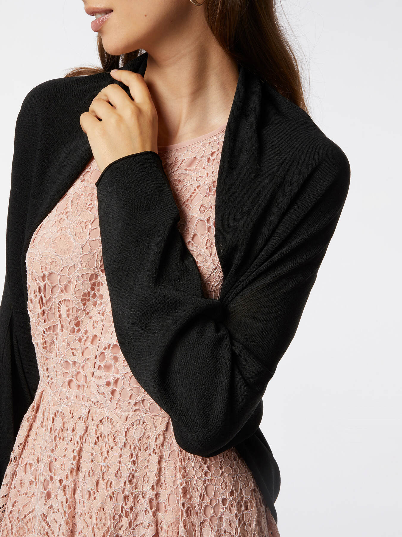 Boléro en tricot léger image number 2