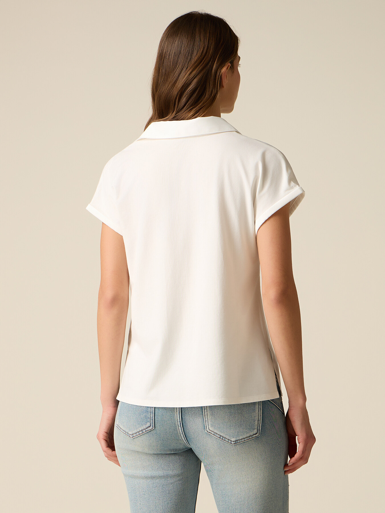 Two-material V-neck T-shirt image number 1