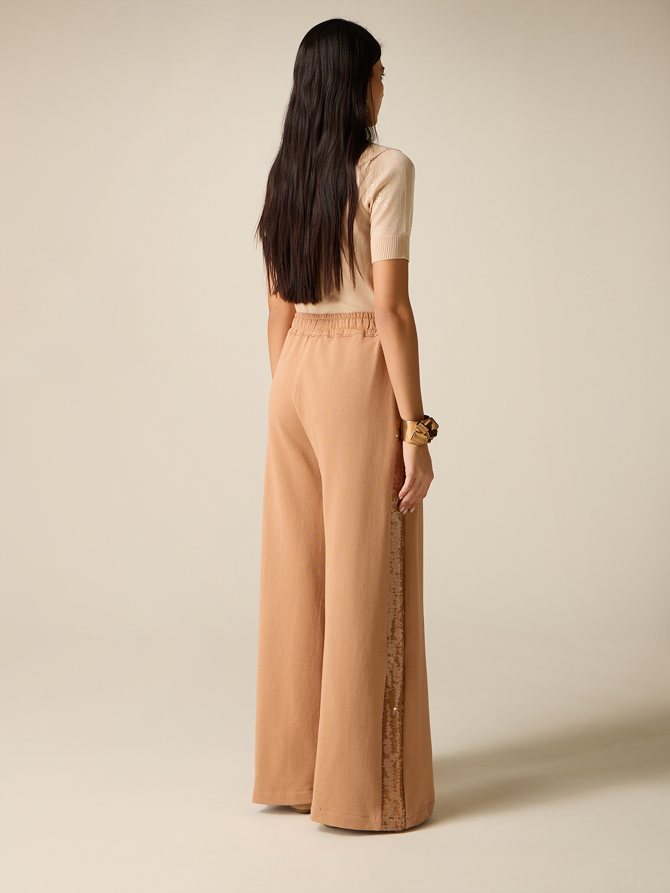 Pantalon palazzo en molleton avec paillettes image number 1