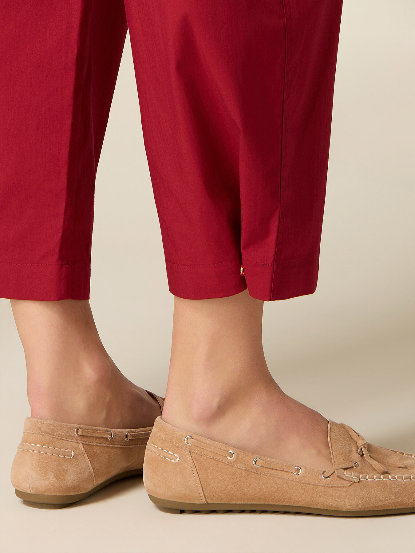 Cropped poplin pants image number 2