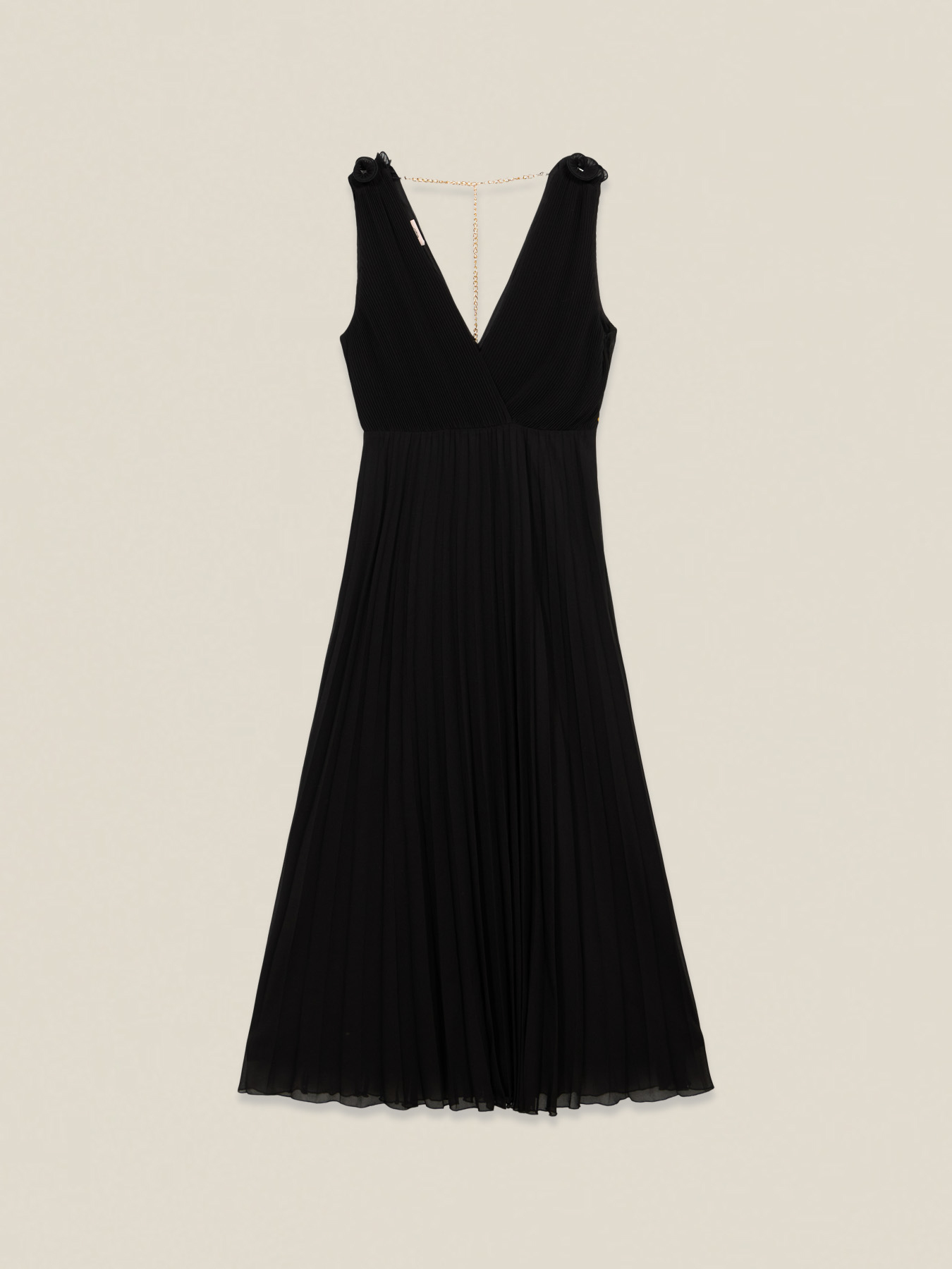 Long pleated dress with ruffle image number 4