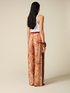 Pantalon palazzo en satin fantaisie image number 1