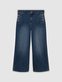 Jeans cropped con dettaglio di bottoni image number 4