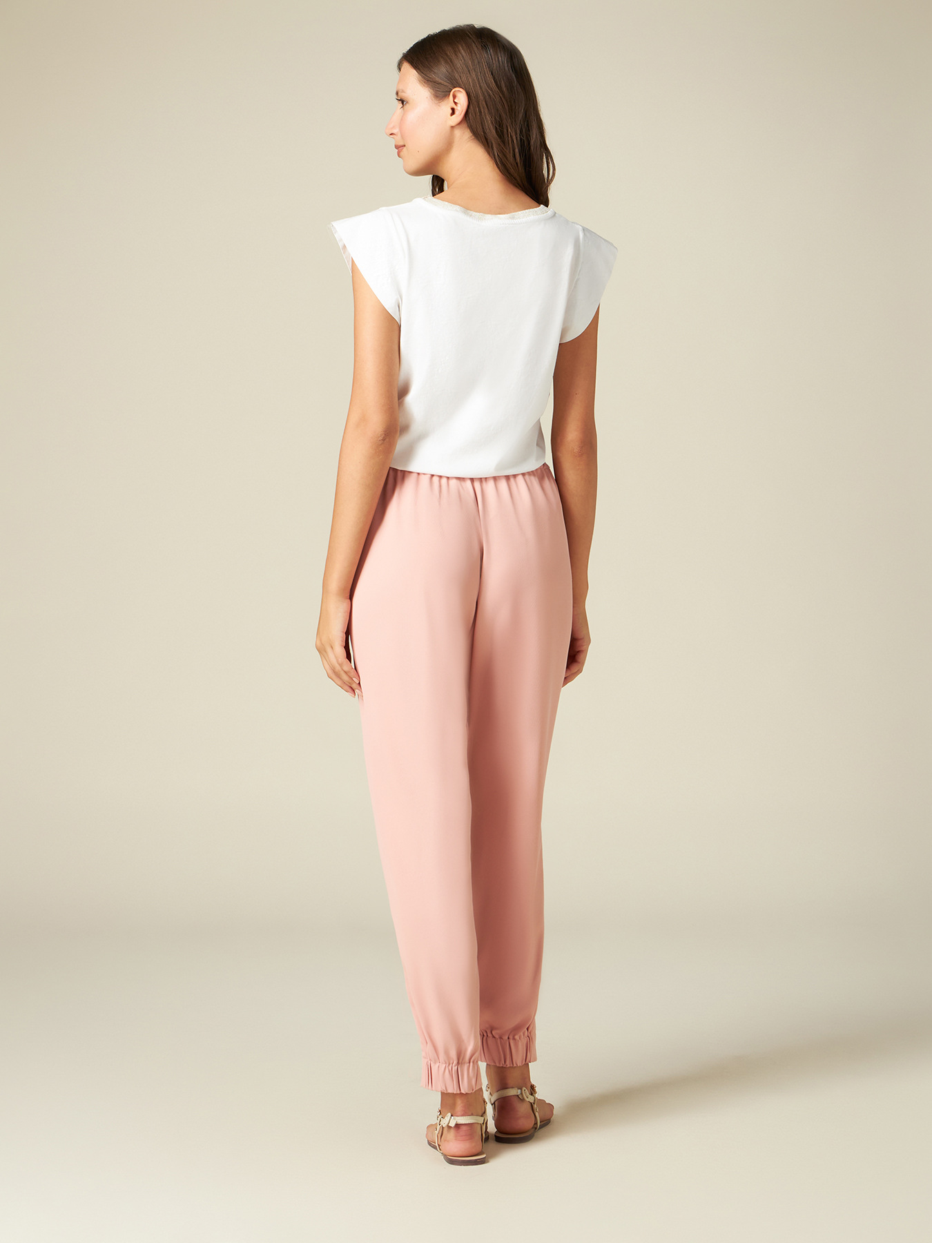 Flowing fabric Dubai joggers image number 1