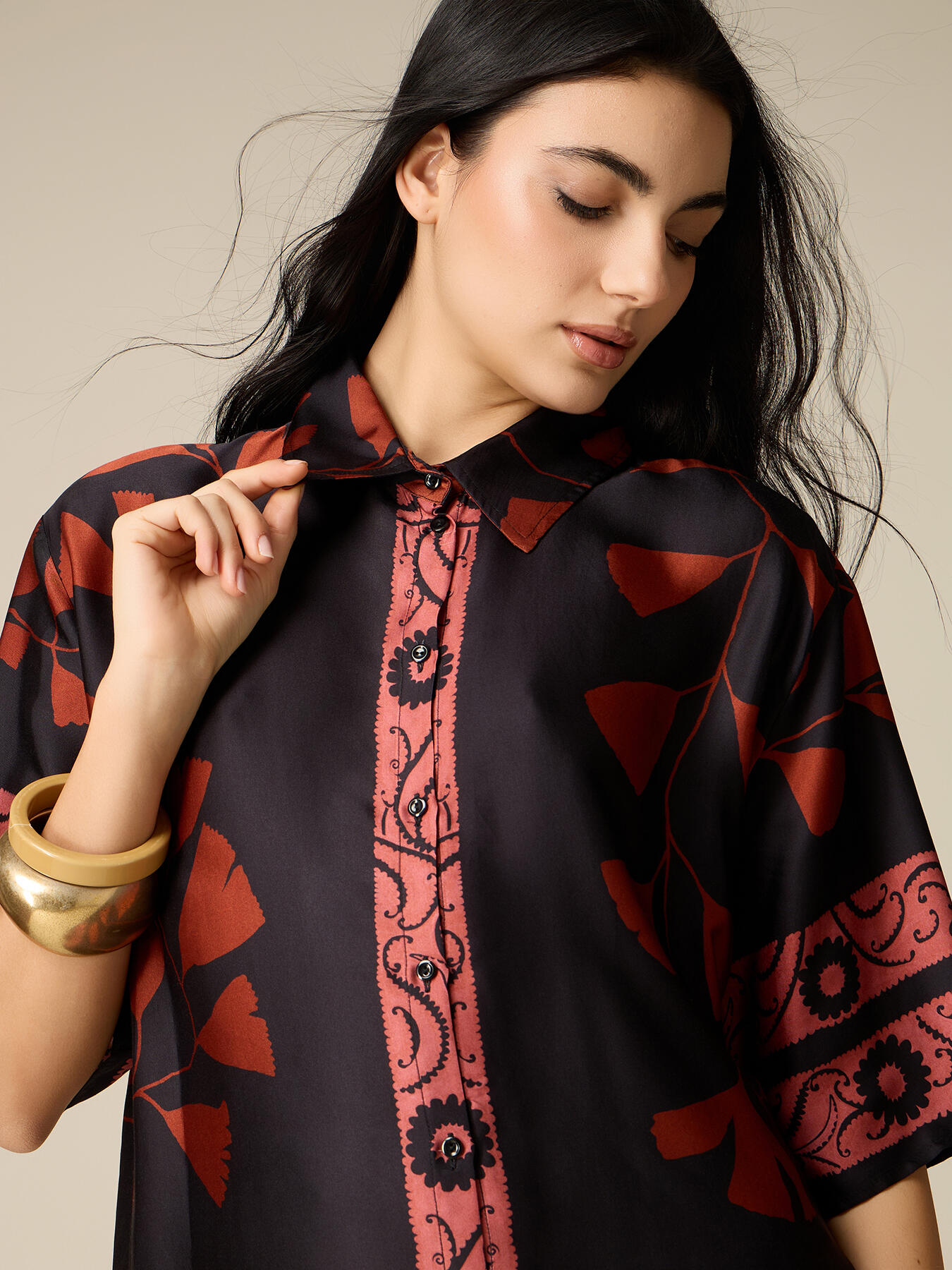 Camicia in raso di viscosa fantasia image number 2