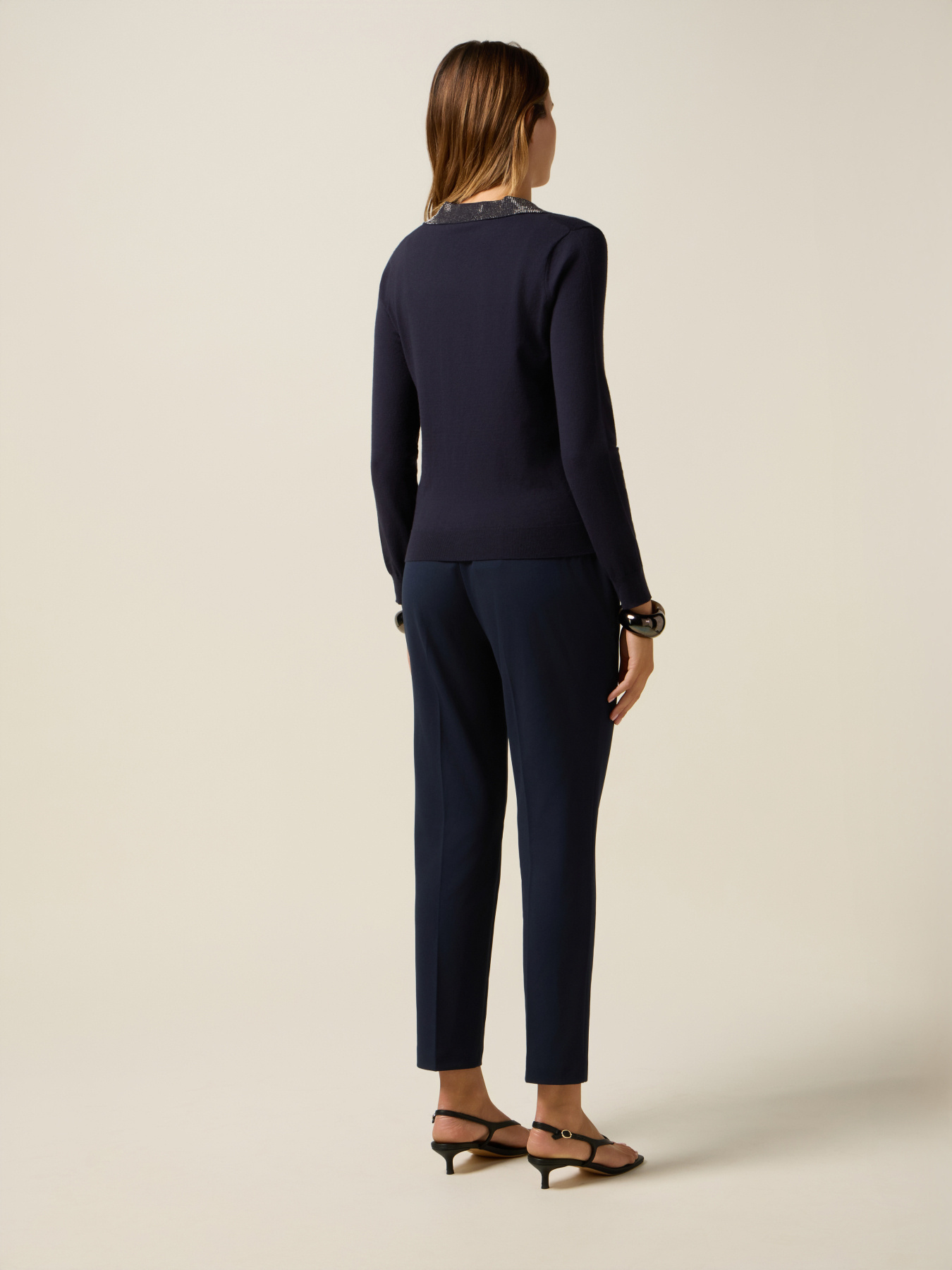 Sweater with decorated collar image number 1