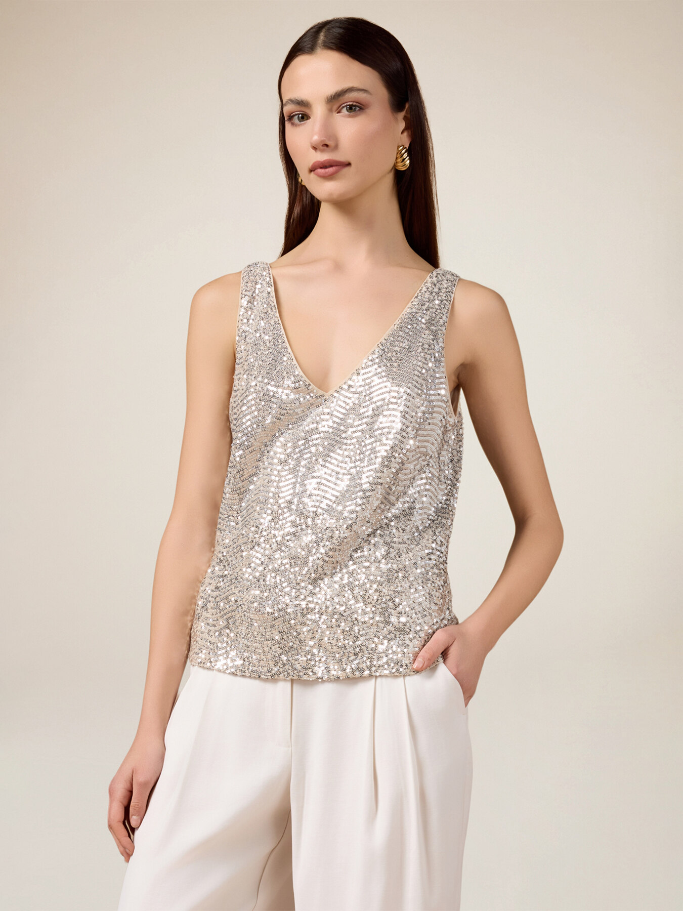 Top in tulle con paillettes image number 0