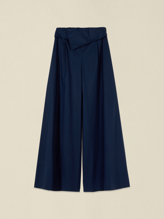 Wide leg trousers with waistband