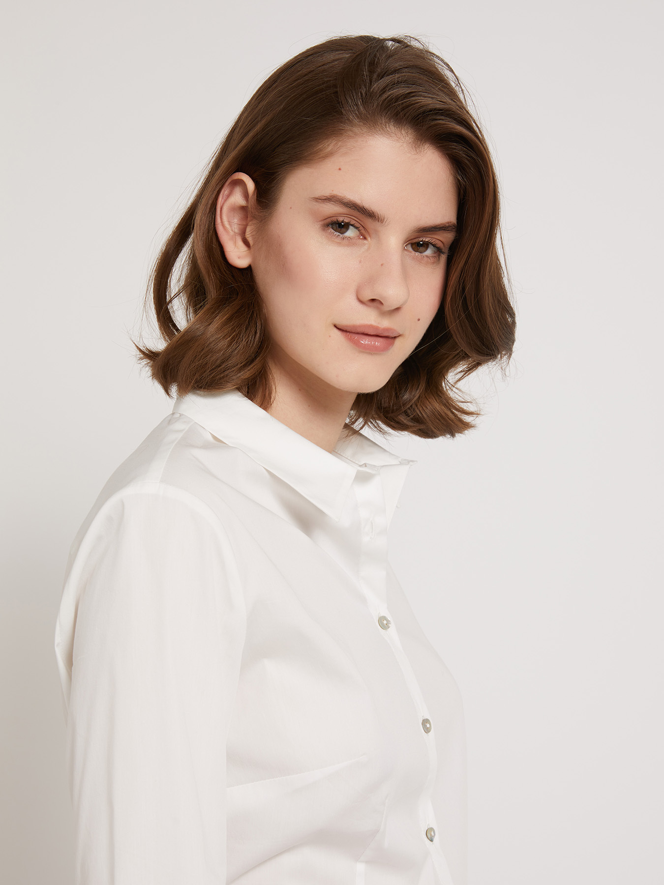 Camicia sciancrata in popeline image number 2