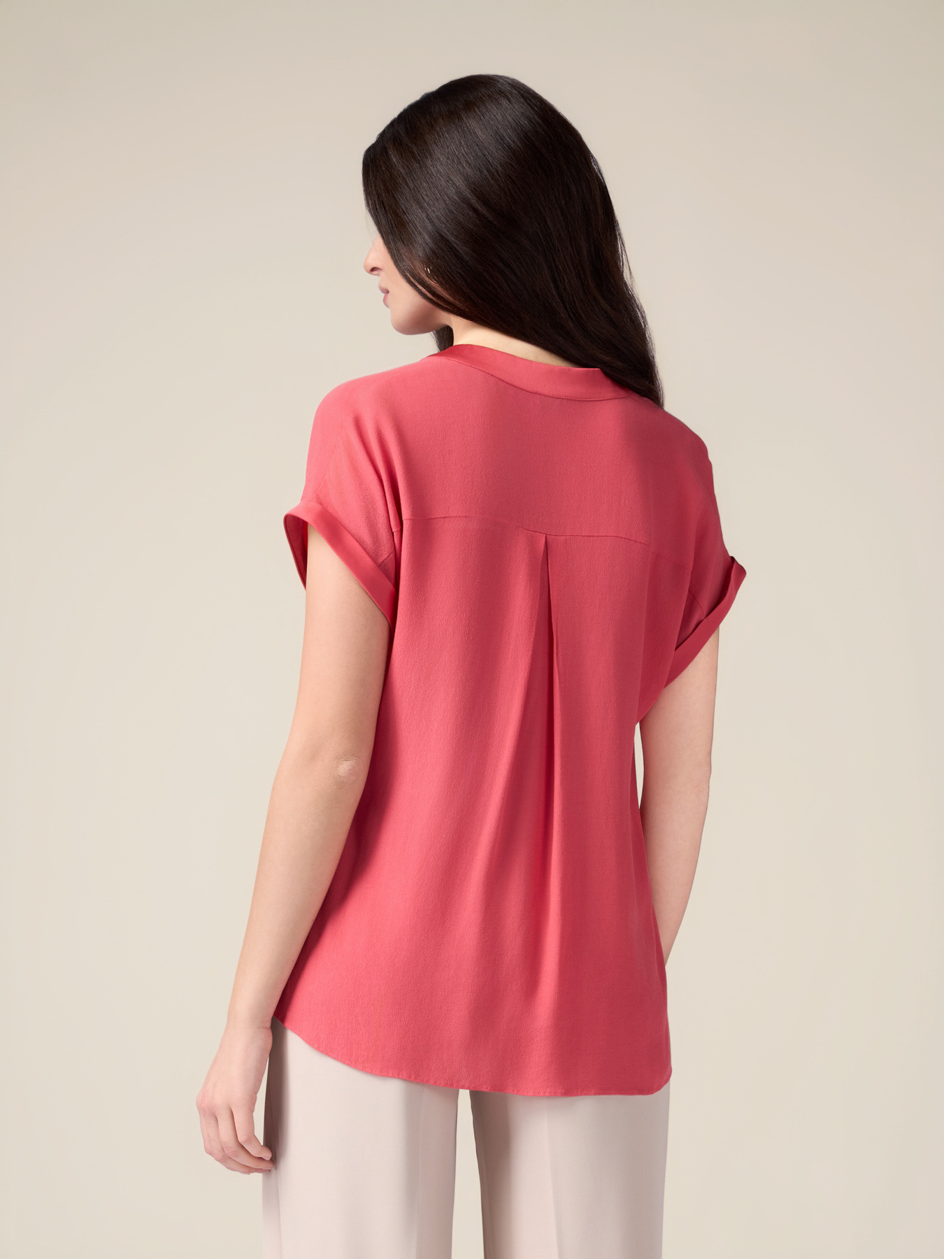 Blusa in viscosa con profili in raso image number 1