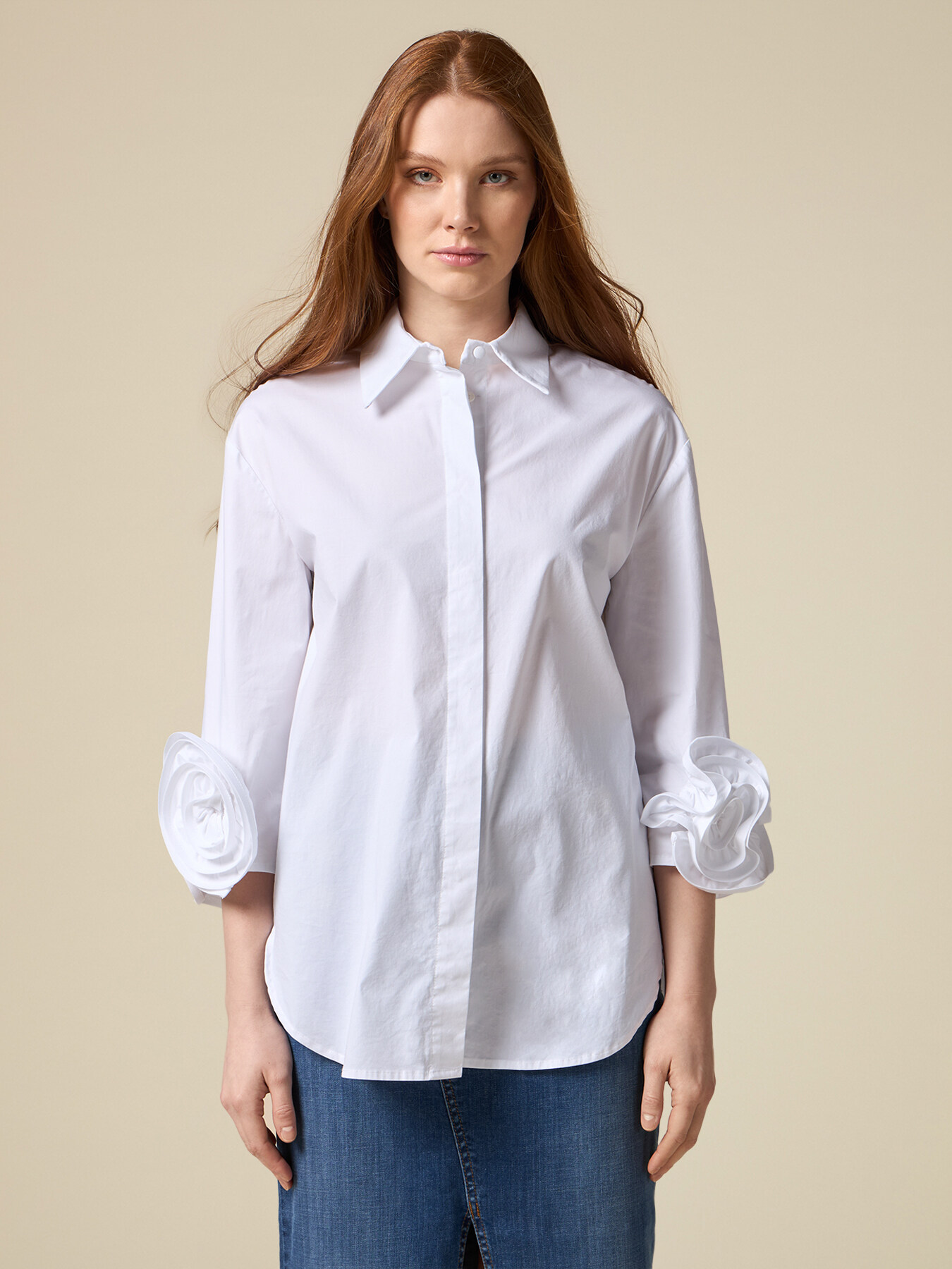 Oversize poplin shirt with rose detail image number 0