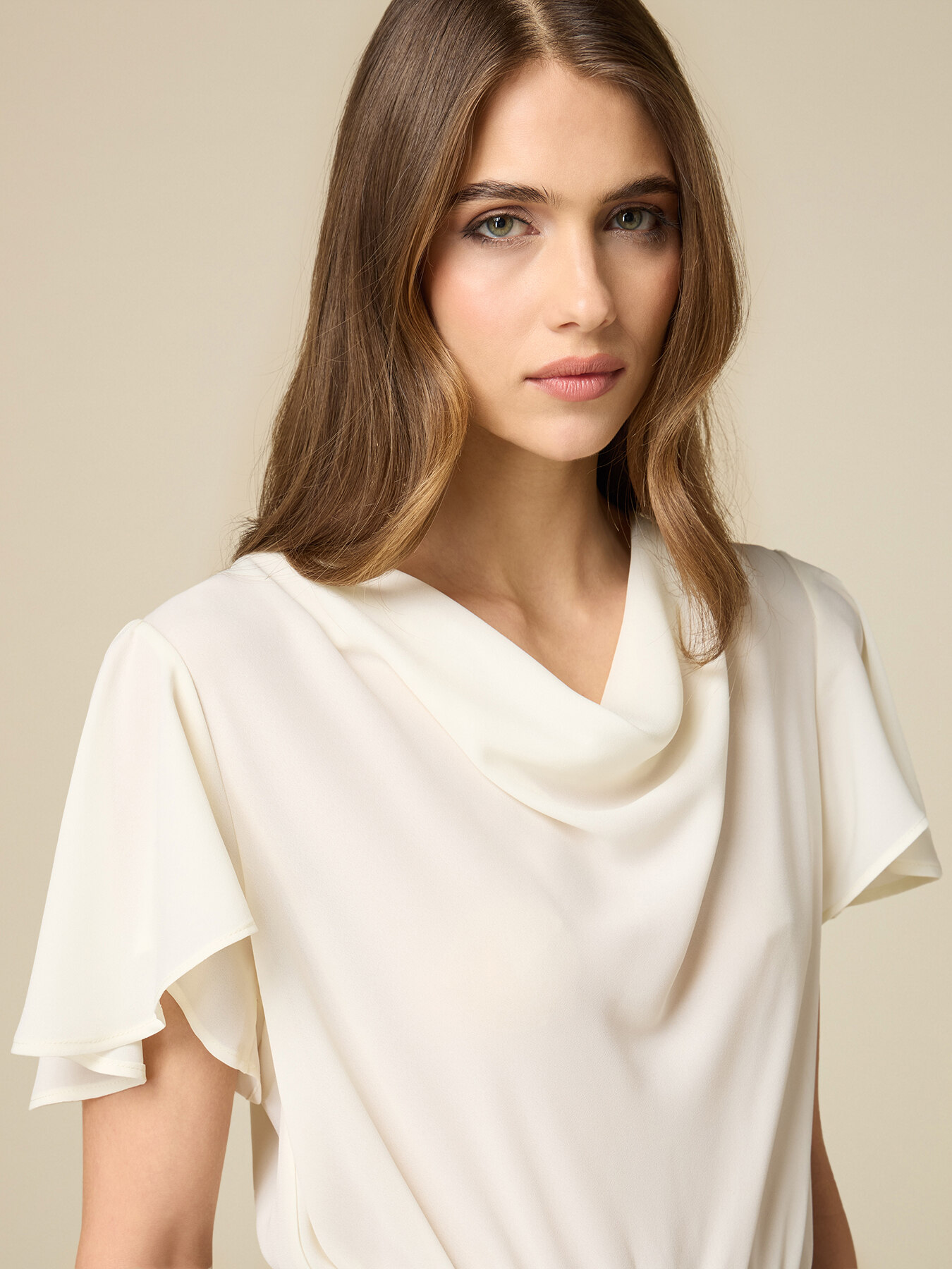 Langes Kleid mit gemustertem Rock image number 2