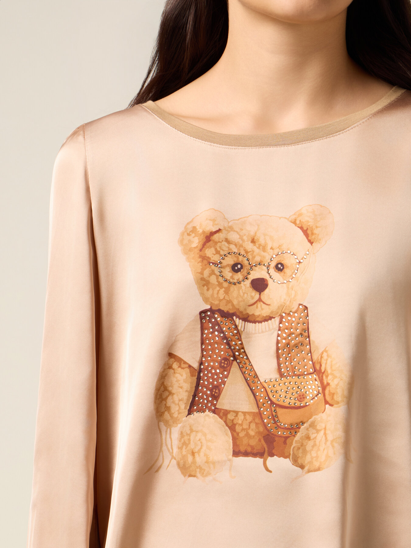 Bimaterial-T-Shirt mit Druck und Applikationen image number 2