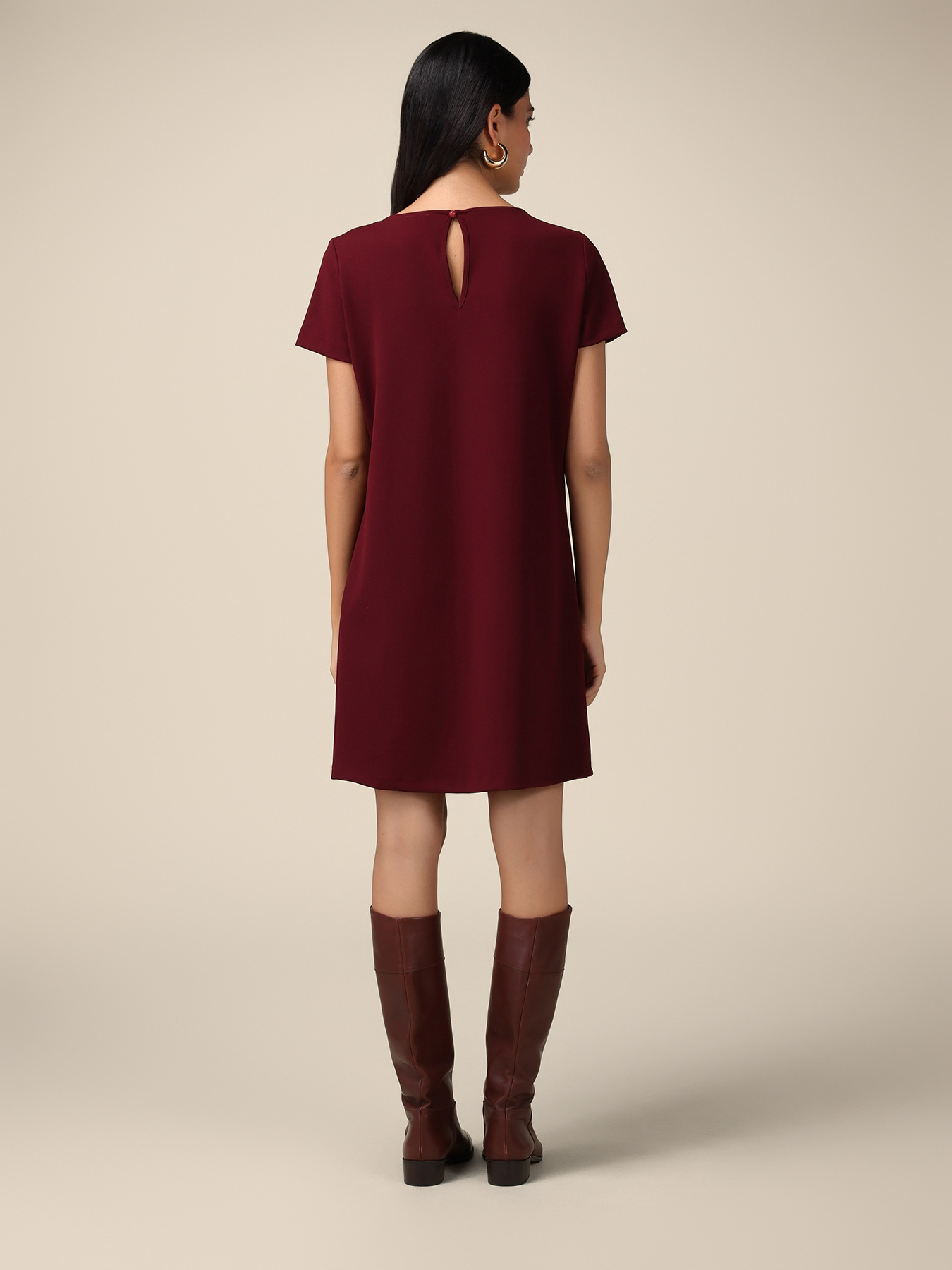 Rochie scurtă din material scuba image number 1