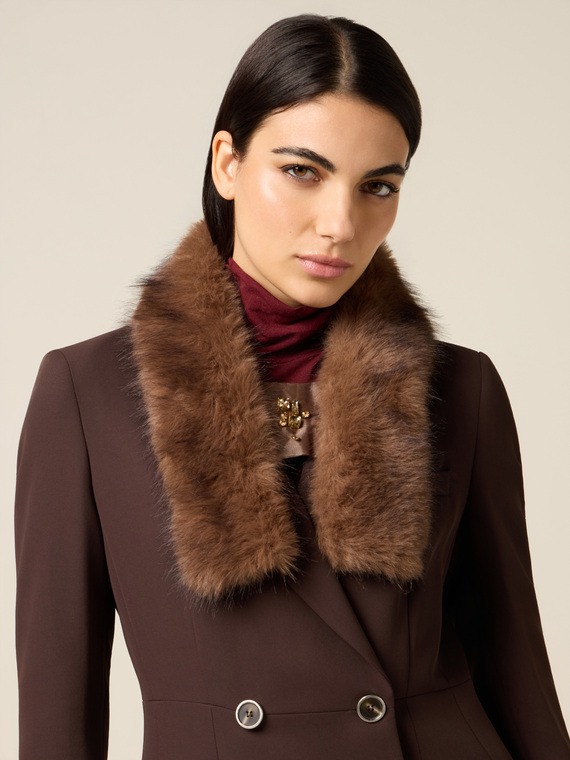 Plush fabric collar