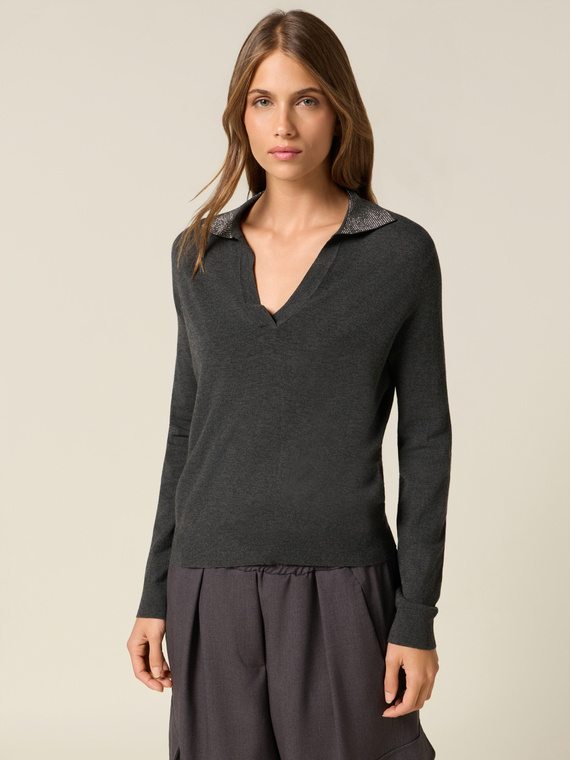 Pullover mit verziertem Kragen